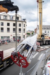 Phase II: Remontée du dais au sommet de la Basilique Notre-Dame de Bon-Secours