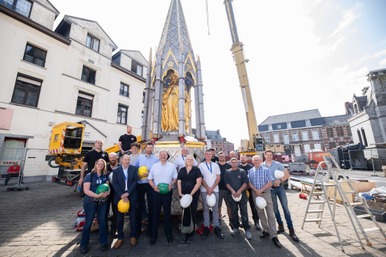 Phase II: Remontée du dais au sommet de la Basilique Notre-Dame de Bon-Secours